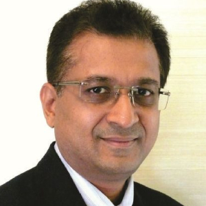 Shri Manoj Jalan